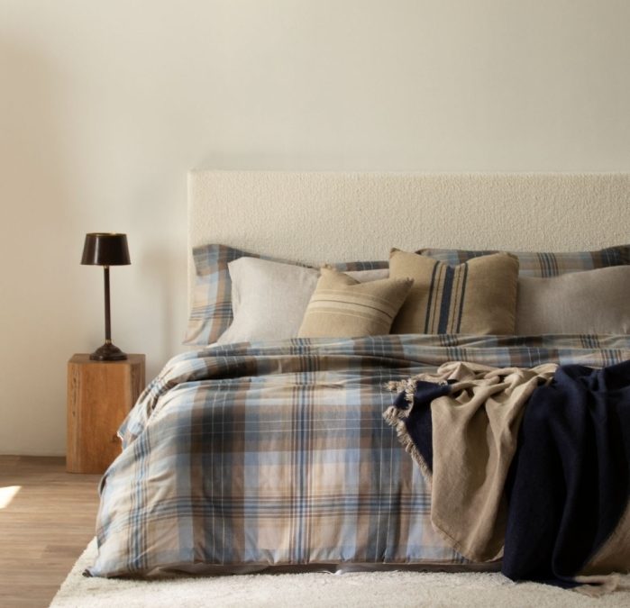 Tipos de sábanas y plaids para vestir tu cama en invierno